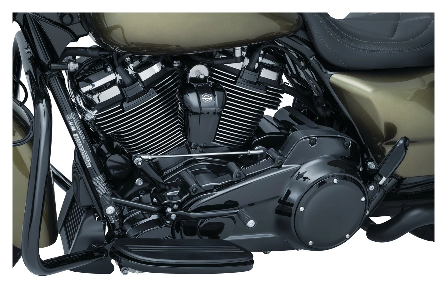 Kuryakyn Precision Cylinder Base Cover For Harley Touring 2017-2022 - Image 3