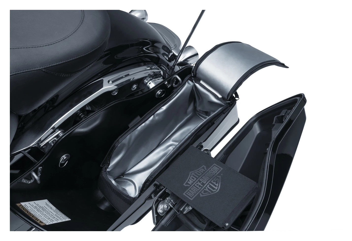 Kuryakyn Saddlebag Cooler - Image 4