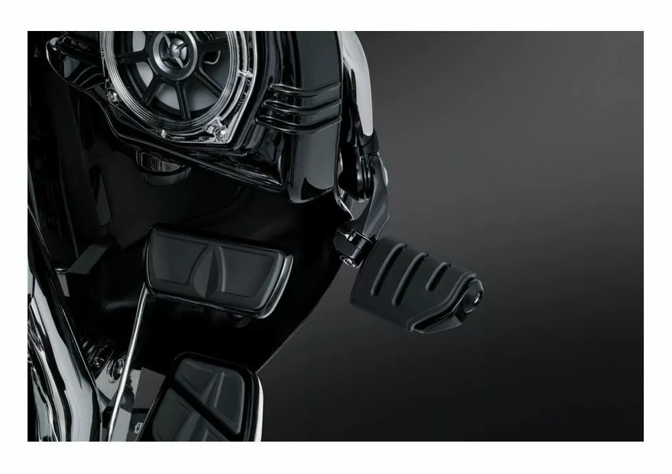 Kuryakyn Tour Tech Premium Cruise Peg Mounts For Harley - Image 3